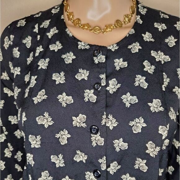💖HP💖Motherhood button down floral small top - Picture 8 of 10